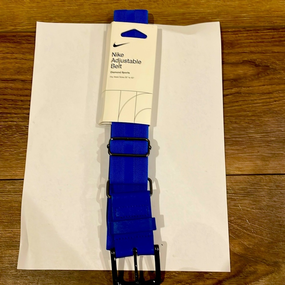 New Nike royal Blue Baseball Belt. Unisex